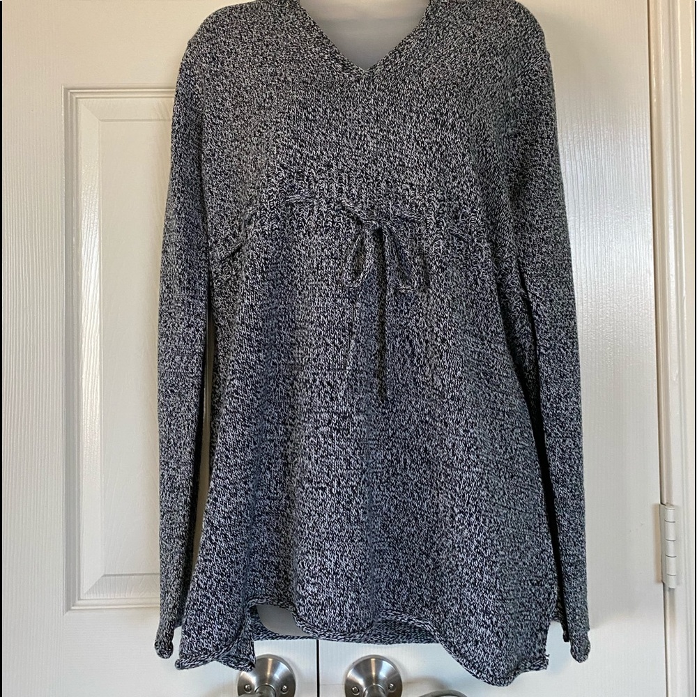 Pull over sweater with hoodie